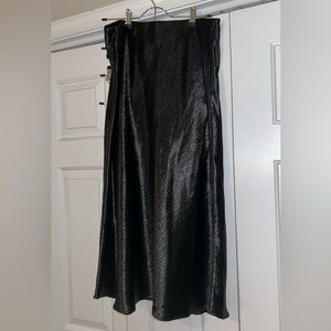 Black midi skirt